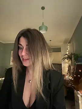 Rita Tease online show from 14, 4, 2026