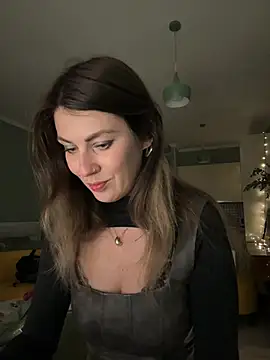 Rita Tease online show from 8, 4, 2026