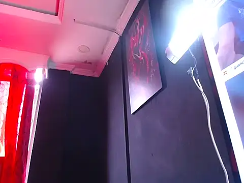 AlanFox1 online show from 8, 4, 2026