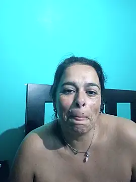 lucianamorocha online show from 28, 4, 2026