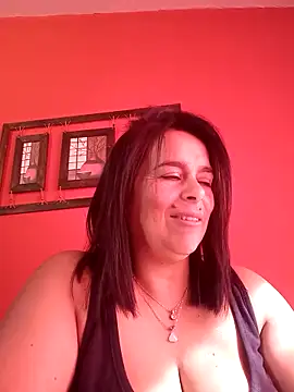 lucianamorocha online show from 12, 5, 2026