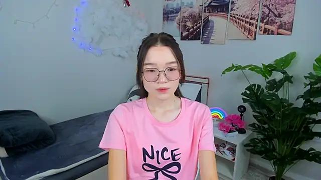 Snapshot of syuri_sun chatting on 16, 6, 2026 syuri sun online show from 16, 6, 2026