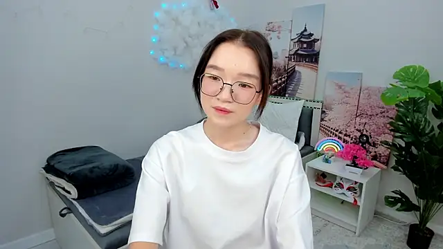 Snapshot of syuri_sun chatting on 11, 6, 2026 syuri sun online show from 11, 6, 2026