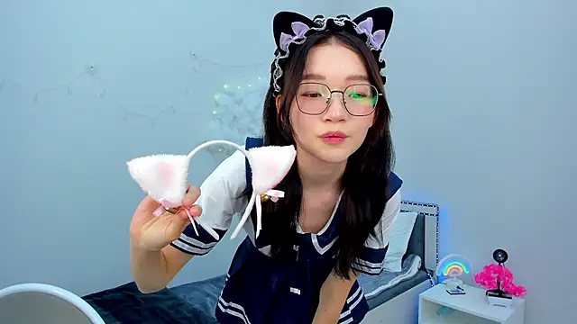 Snapshot of syuri_sun chatting on 3, 6, 2026 syuri sun online show from 3, 6, 2026