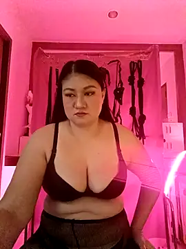 Snapshot of dominalisa chatting on 29, 4, 2026 dominalisa online show from 29, 4, 2026
