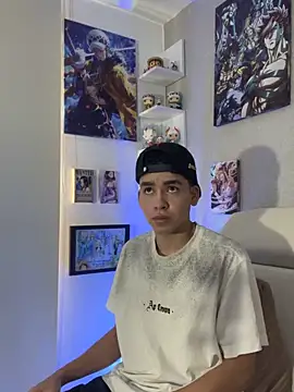 Snapshot of strong_rock69 chatting on 13, 4, 2026 strong rock69 online show from 13, 4, 2026