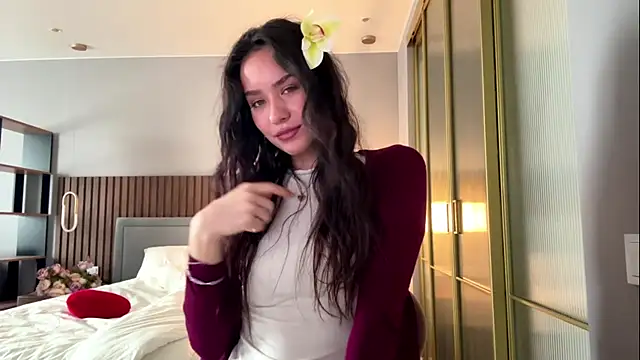 MinnaWatwood online show from 13, 4, 2026