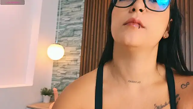 Mia milf x online show from 25, 5, 2026
