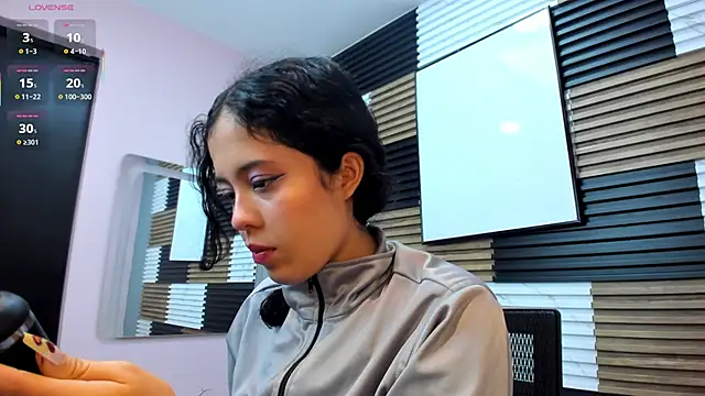 Snapshot of Kaira_luxury chatting on 28, 5, 2026 Kaira luxury online show from 28, 5, 2026