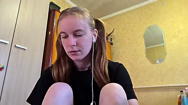 DonnaKuc online show from 23, 4, 2026