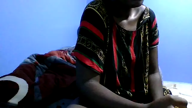 Thandiwe2003 online show from 15, 5, 2026