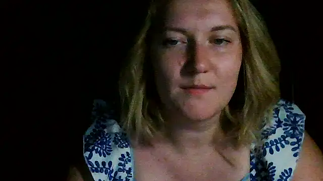 TinaKittyX online show from 9, 6, 2026
