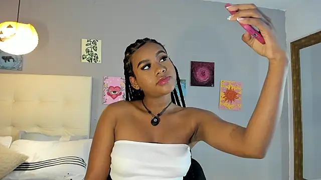 Snapshot of Melaniaa_Roussee chatting on 25, 6, 2026 Melaniaa Roussee online show from 25, 6, 2026