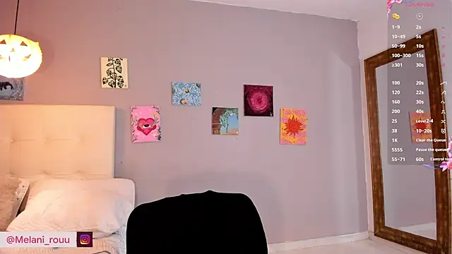 Snapshot of Melaniaa_Roussee chatting on 6, 6, 2026 Melaniaa Roussee online show from 6, 6, 2026