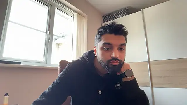 priyxh online show from 6, 5, 2026