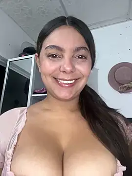 SOFIA BRIZZ online show from 21, 4, 2026