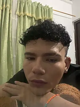 Snapshot of sebascuterouss chatting on 23, 4, 2026 sebascuterouss online show from 23, 4, 2026