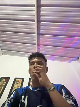 Snapshot of sebascuterouss chatting on 27, 4, 2026 sebascuterouss online show from 27, 4, 2026