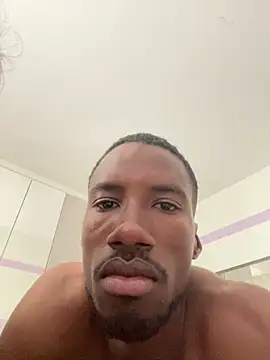 INTRUDERS20 online show from 18, 4, 2026