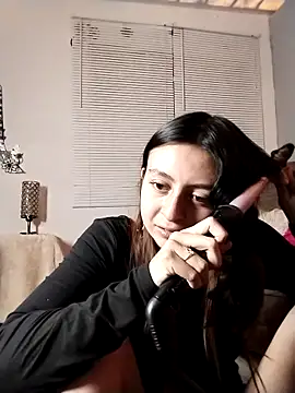 Snapshot of Lala_fluffy chatting on 9, 5, 2026 Lala fluffy online show from 9, 5, 2026