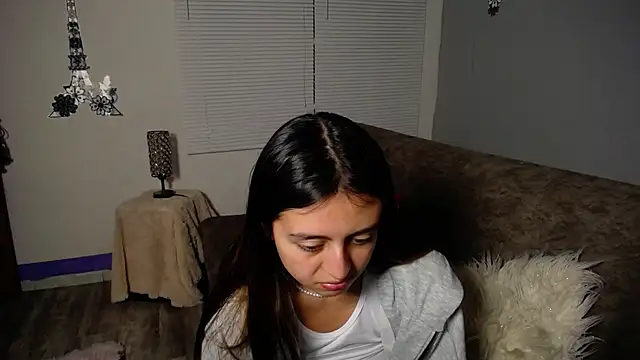 Snapshot of Lala_fluffy chatting on 15, 5, 2026 Lala fluffy online show from 15, 5, 2026