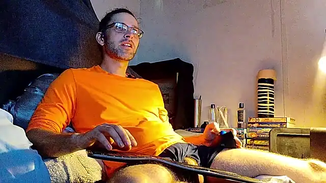 barebearstudio online show from 13, 4, 2026