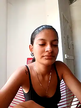 Lyra Siren online show from 19, 4, 2026