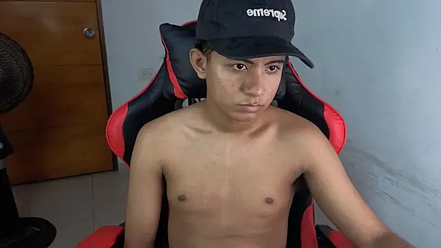 darknigthx online show from 5, 4, 2026