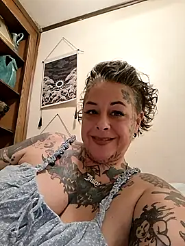 Snapshot of Kitty_bang chatting on 18, 4, 2026 Kitty bang online show from 18, 4, 2026