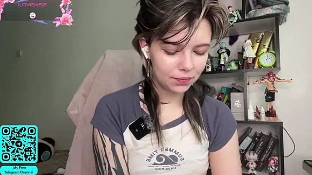 MadalynNosel online show from 10, 6, 2026