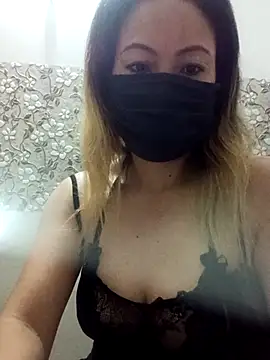 Bristy BigBoobs online show from 26, 4, 2026