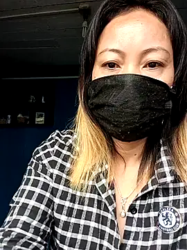 Bristy BigBoobs online show from 17, 6, 2026