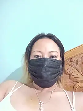 Bristy BigBoobs online show from 15, 5, 2026