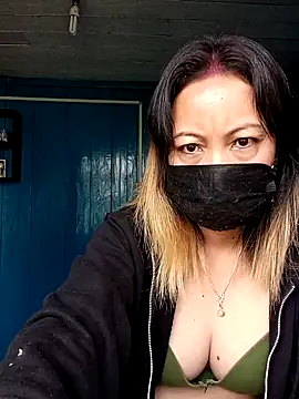 Bristy BigBoobs online show from 15, 6, 2026
