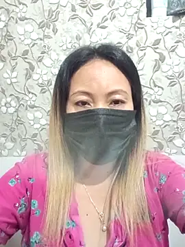 Bristy BigBoobs online show from 15, 4, 2026