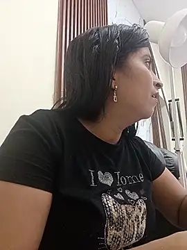 Snapshot of SofiaMendez1_ chatting on 3, 6, 2026 SofiaMendez1 online show from 3, 6, 2026