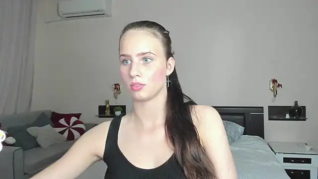 Snapshot of LoveBettie chatting on 9, 6, 2026 LoveBettie online show from 9, 6, 2026