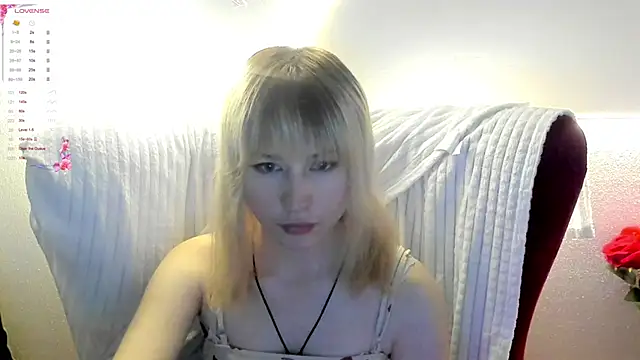 Snapshot of MiaKimiko chatting on 14, 6, 2026 MiaKimiko online show from 14, 6, 2026