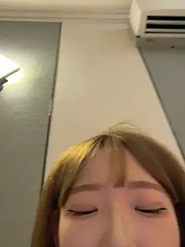 Snapshot of linlian3 chatting on 26, 4, 2026 linlian3 online show from 26, 4, 2026
