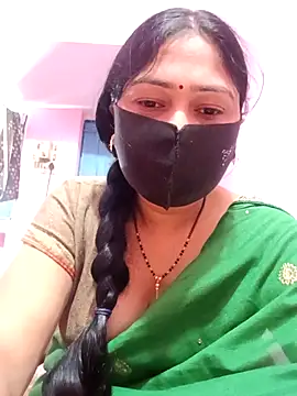 Pinki-girl online show from 6, 5, 2026