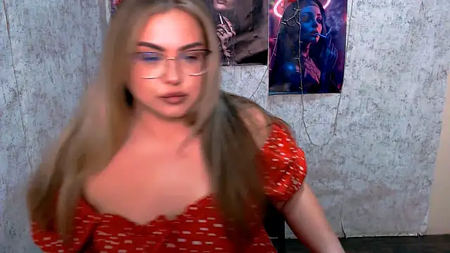 Snapshot of AminaSoul_ chatting on 13, 4, 2026 AminaSoul online show from 13, 4, 2026
