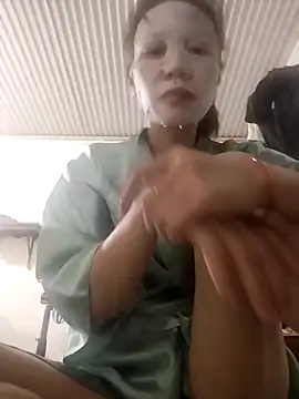 Miss lovexx online show from 15, 4, 2026