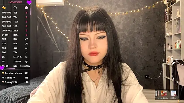 EmilyEmbears online show from 14, 5, 2026