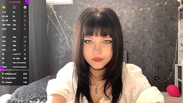 EmilyEmbears online show from 18, 5, 2026