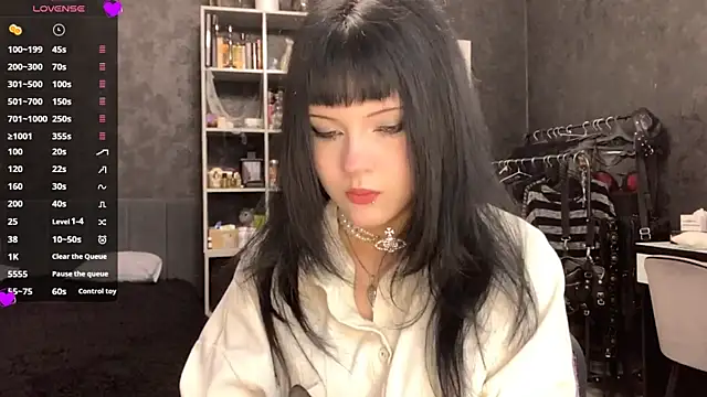 Snapshot of EmilyEmbears chatting on 1, 6, 2026 EmilyEmbears online show from 1, 6, 2026