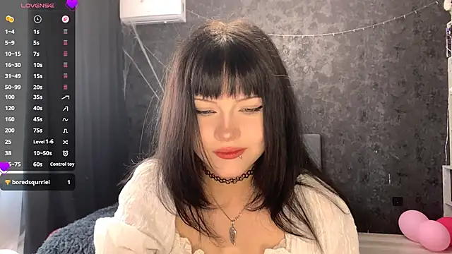 EmilyEmbears online show from 19, 5, 2026