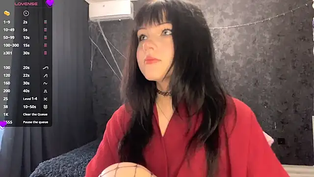 Snapshot of EmilyEmbears chatting on 27, 5, 2026 EmilyEmbears online show from 27, 5, 2026