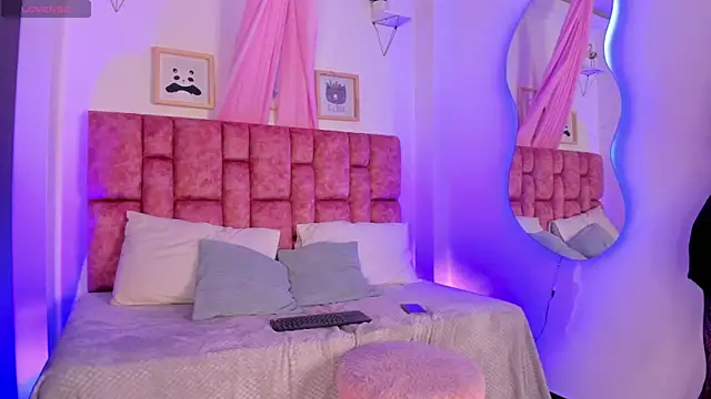 Snapshot of angelcherrypie chatting on 9, 4, 2026 angelcherrypie online show from 9, 4, 2026