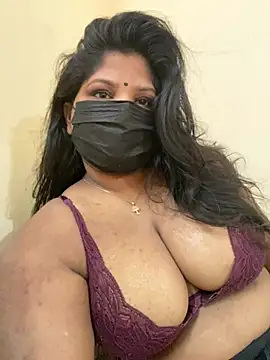 Snapshot of Shalu_naughty69 chatting on 4, 7, 2026 Shalu naughty69 online show from 4, 7, 2026