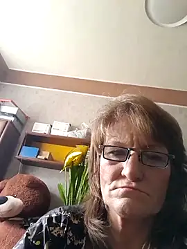 Manulyonok511 online show from 22, 4, 2026